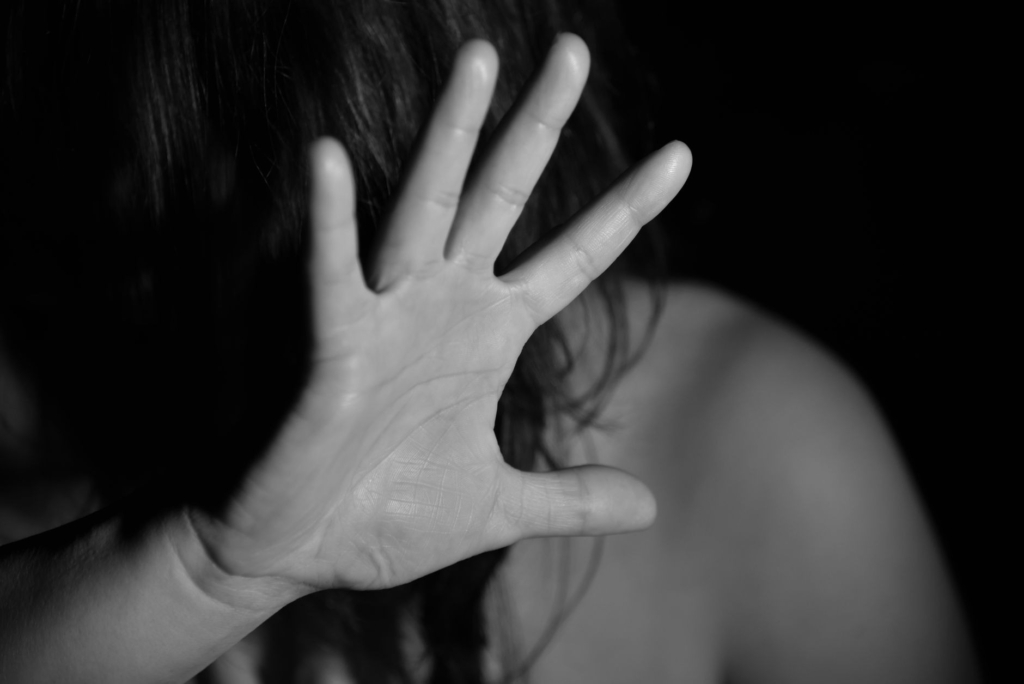 Carabinieri arrestano uomo di 46 anni a Lucera per violenze domestiche durate 25 anni.