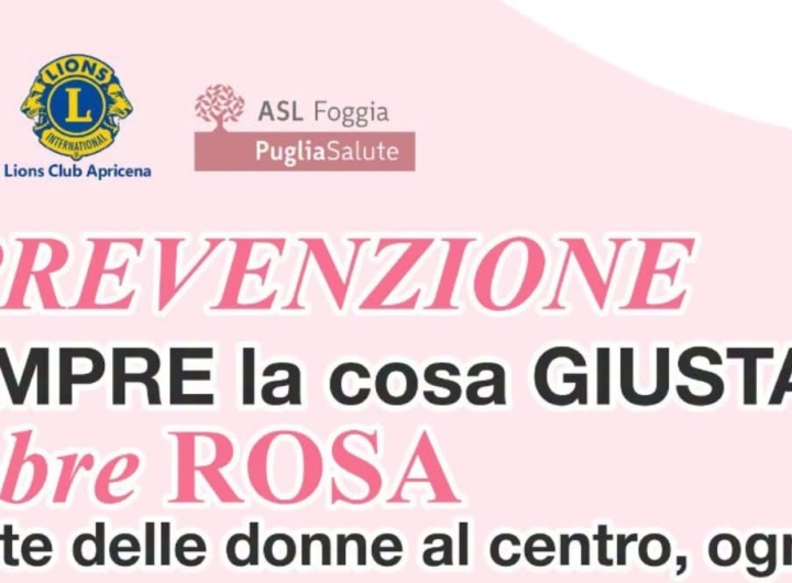 Donne che partecipano a screening medici durante la campagna Ottobre Rosa a Lesina