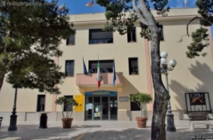 Grafico finanziario che mostra la solidità del bilancio del Comune di Rodi Garganico e il recupero crediti.
