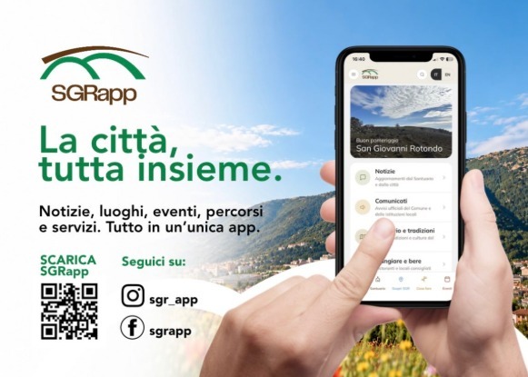 Smartphone con l'icona dell'app SGRapp e una mappa di San Giovanni Rotondo sullo sfondo.
