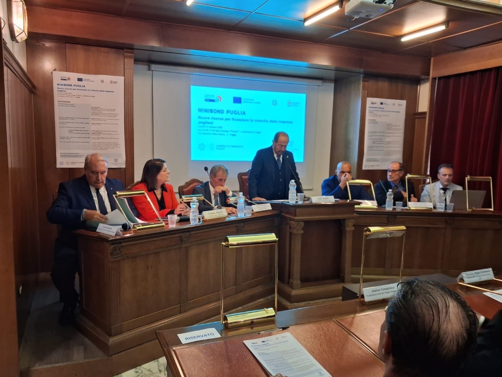 L'Assessore Di Sciascio e il Presidente Salatto presentano il Minibond Puglia a Foggia.