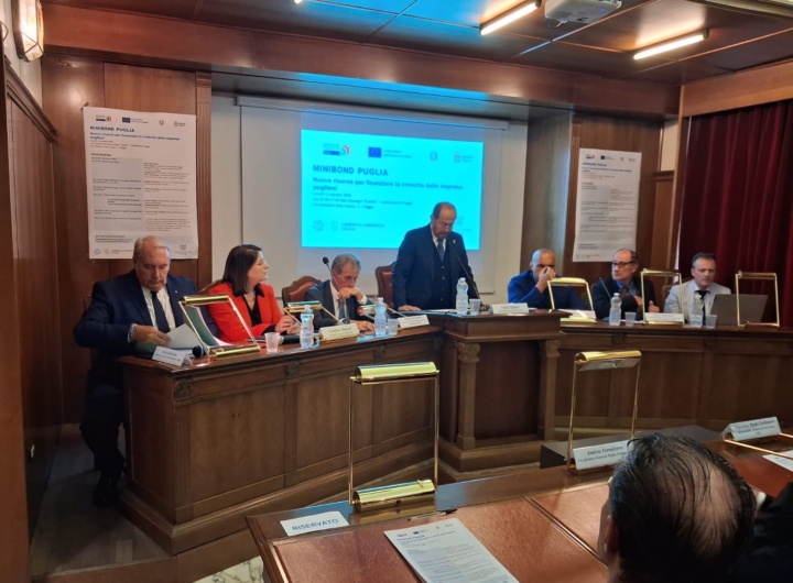 L'Assessore Di Sciascio e il Presidente Salatto presentano il Minibond Puglia a Foggia.